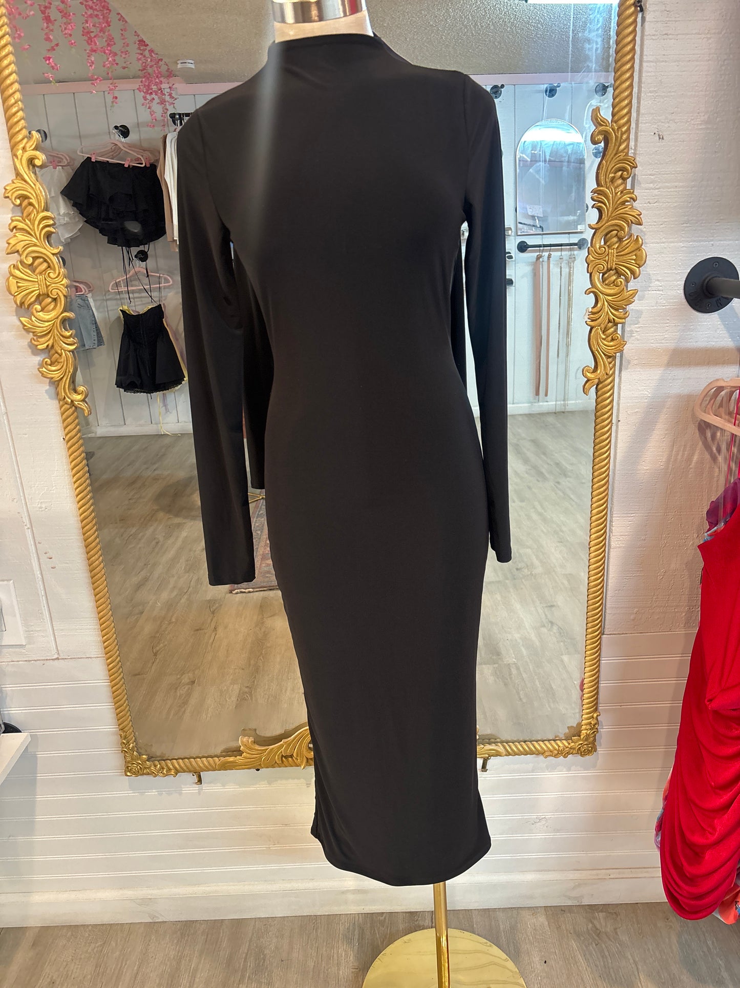 Black long sleeve dress