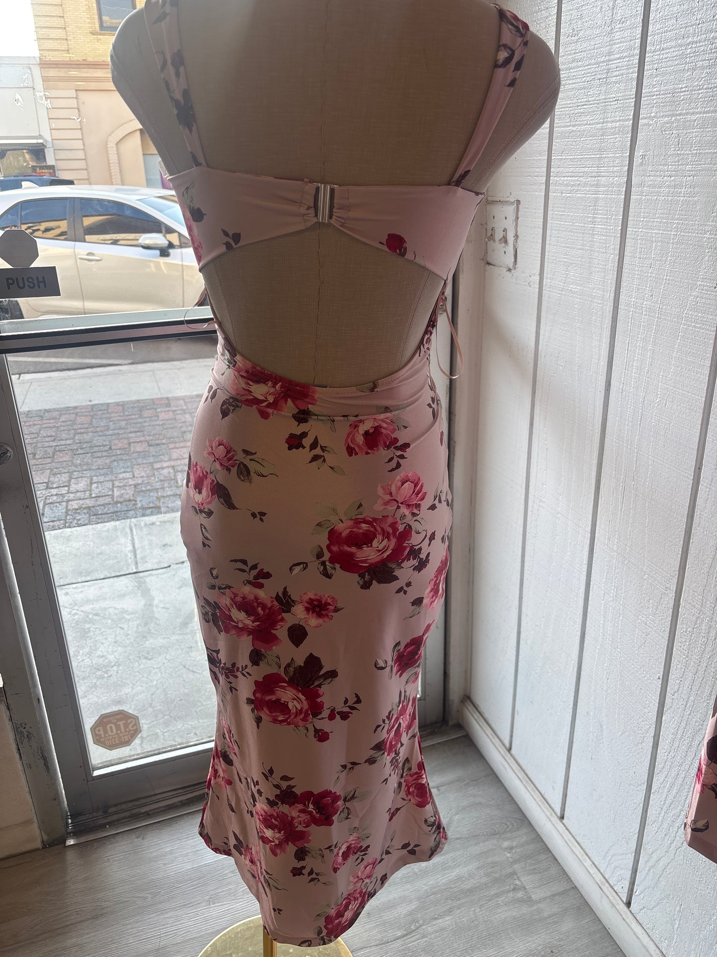 Cindy floral midi dress