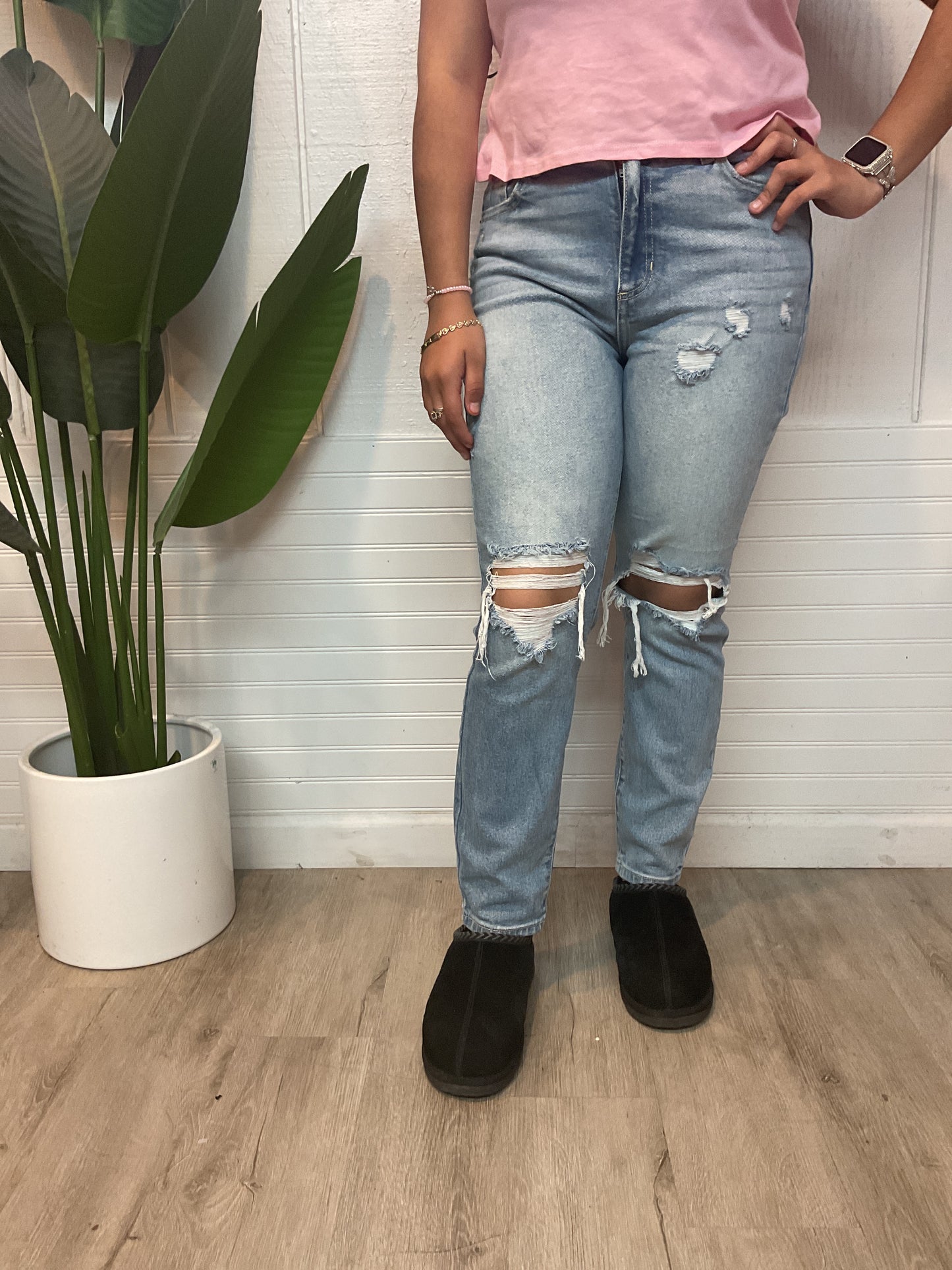 90s Ripped Jeans